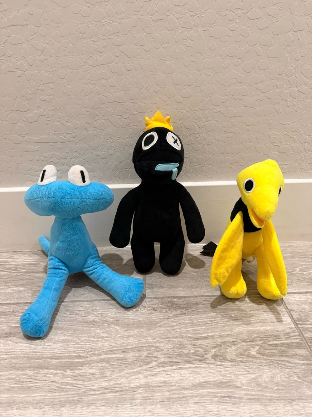 Rainbow Friends Plush Lot of 3 Blue Black Yellow Multicolor Small 6-14 in